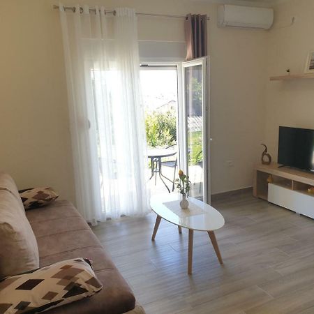 Apartments Jadran 티바트 외부 사진