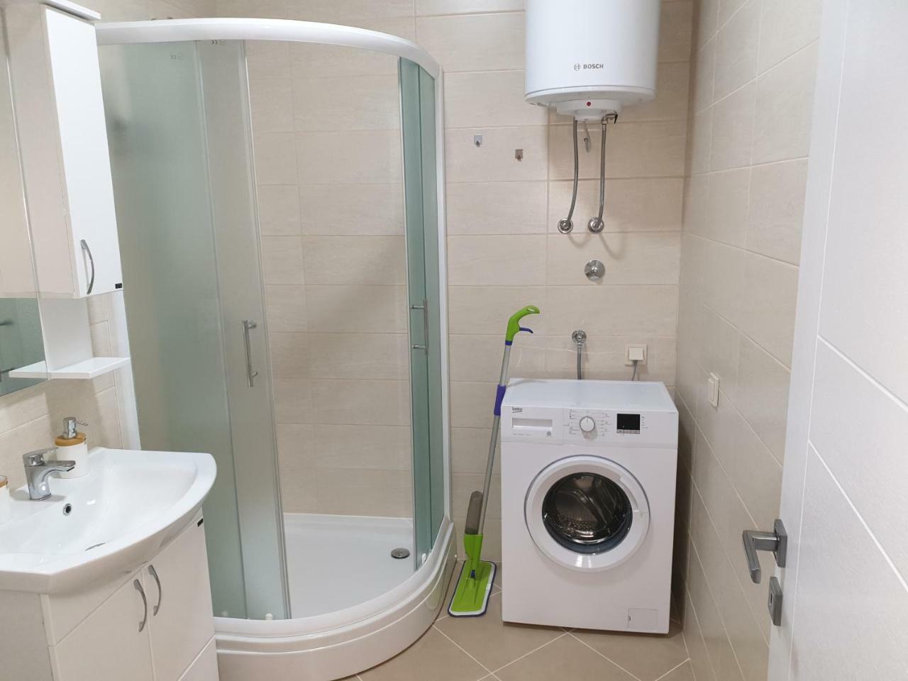 Apartments Jadran 티바트 외부 사진