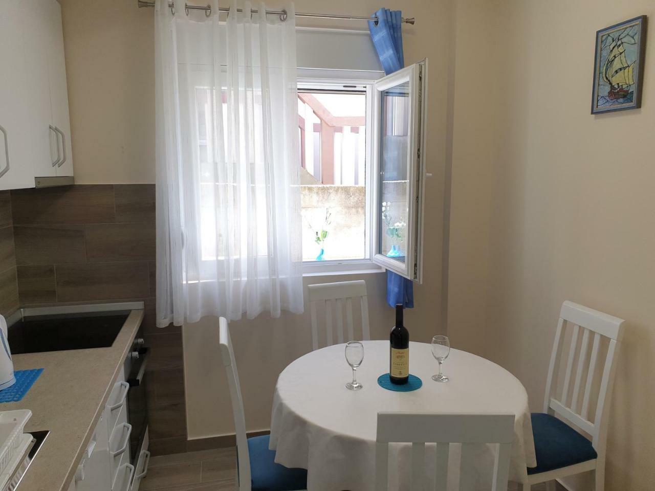 Apartments Jadran 티바트 외부 사진